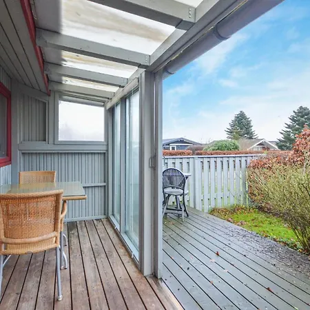 Nice In Bjert W/ 2 Bedrooms Σπίτι διακοπών